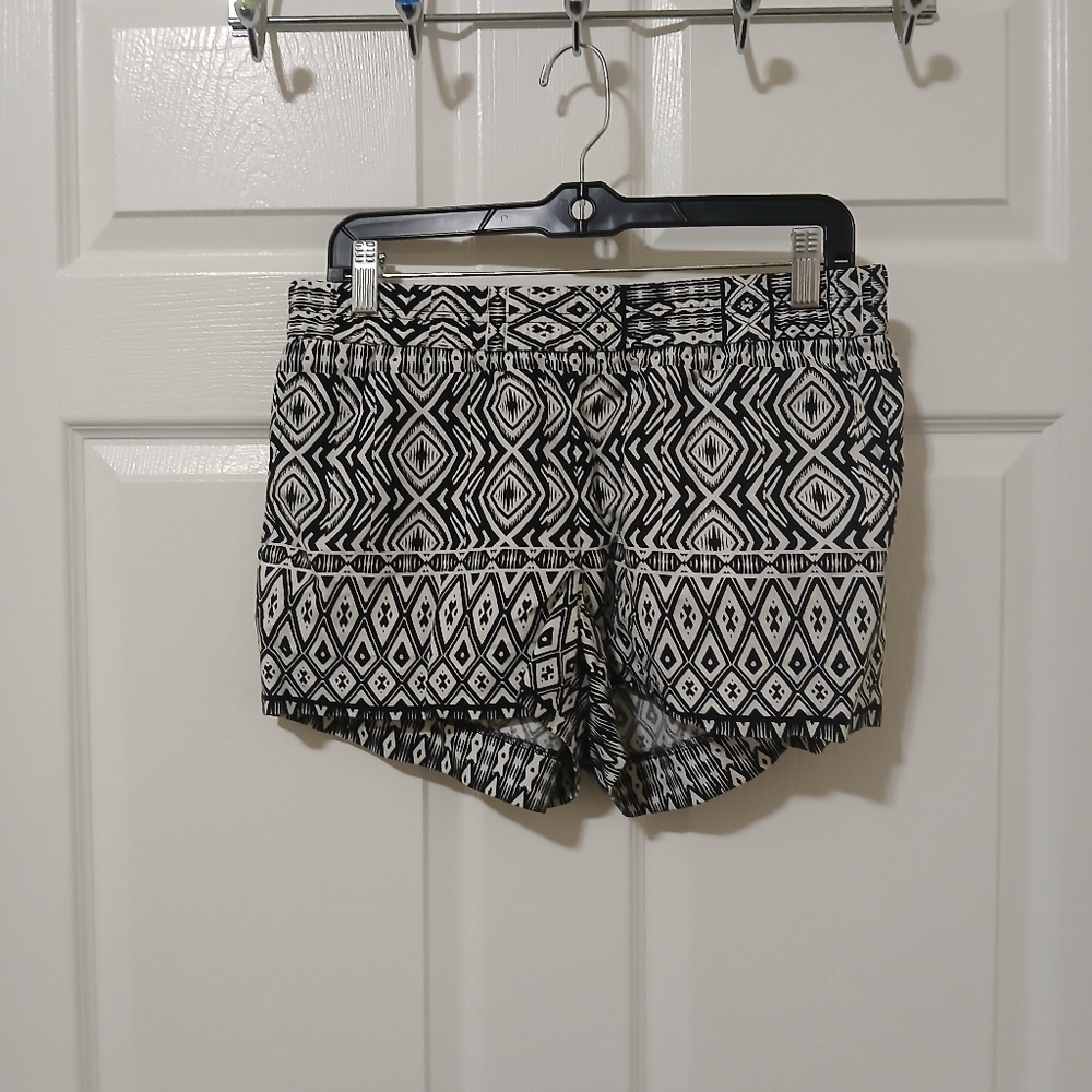 J. Crew Black and White Patterned High Waist Shorts - Picture 3 of 4